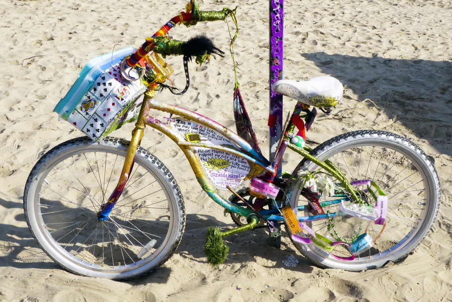 kams-bike-at-the-beach
